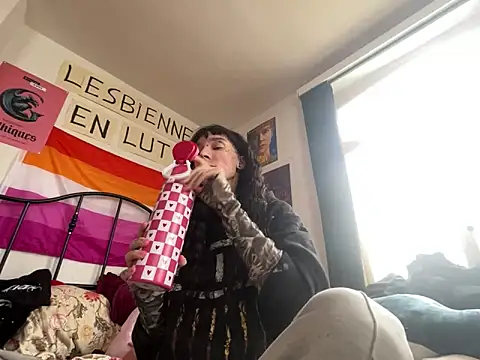 Snapshot of Styxlust chatting on March 1, 2026, 1:22 pm Styxlust online show from March 1, 2026, 1:22 pm