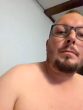 Snapshot of bigdicksklave chatting on October 7, 2025, 7:48 pm bigdicksklave online show from October 7, 2025, 7:48 pm