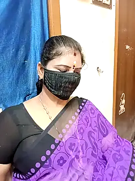 Snapshot of sushma26 chatting on November 11, 2025, 6:30 am sushma26 online show from November 11, 2025, 6:30 am