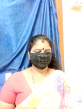 Snapshot of sushma26 chatting on February 10, 2026, 7:18 am sushma26 online show from February 10, 2026, 7:18 am