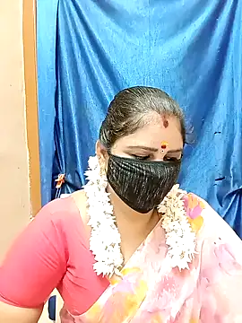 Snapshot of sushma26 chatting on October 2, 2025, 6:11 pm sushma26 online show from October 2, 2025, 6:11 pm