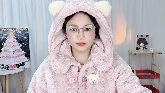 Snapshot of Dec-7758 chatting on January 11, 2026, 6:20 am Dec-7758 online show from January 11, 2026, 6:20 am