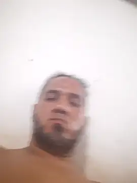 Snapshot of Miler247198 chatting on November 14, 2025, 7:34 am Miler247198 online show from November 14, 2025, 7:34 am