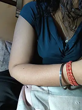 queenbuggi online show from May 26, 2026, 8:23 am