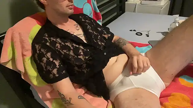 NoaTender online show from October 4, 2025, 1:34 pm