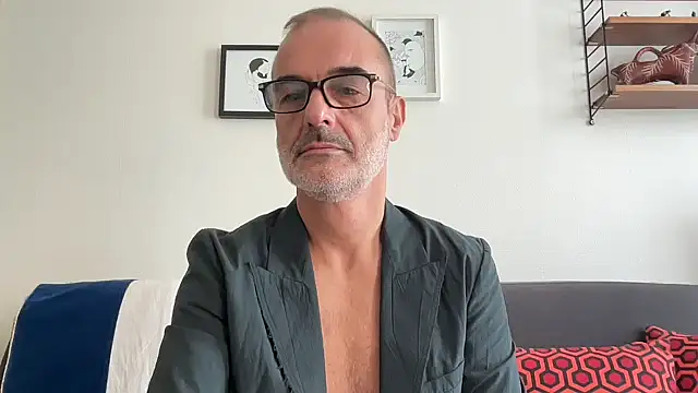 Snapshot of Milkywaymen chatting on October 2, 2025, 11:13 am Milkywaymen online show from October 2, 2025, 11:13 am