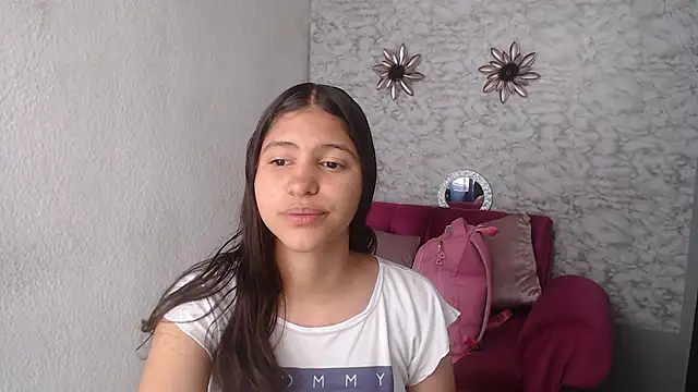 Evagirl69 online show from November 13, 2025, 6:23 pm