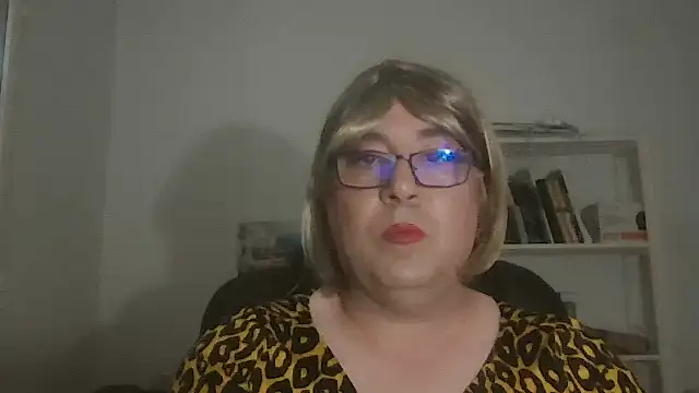 Snapshot of nataliacd chatting on November 12, 2025, 4:00 pm nataliacd online show from November 12, 2025, 4:00 pm