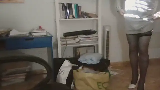 Snapshot of nataliacd chatting on November 30, 2025, 2:40 pm nataliacd online show from November 30, 2025, 2:40 pm