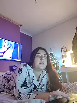 Snapshot of SerenaVice chatting on December 15, 2025, 5:41 pm SerenaVice online show from December 15, 2025, 5:41 pm