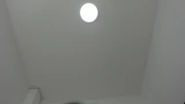 scarletross  online show from February 21, 2026, 3:03 pm