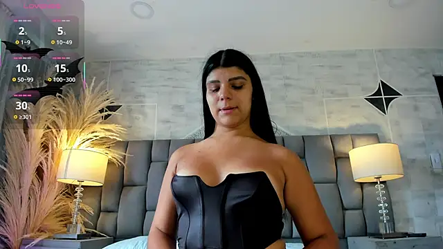 PauliinaBelle  online show from July 23, 2026, 2:03 pm