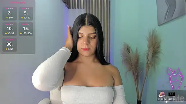 PauliinaBelle  online show from September 20, 2025, 1:38 pm