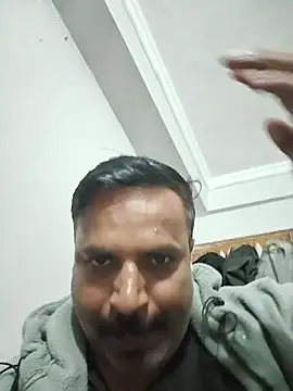 Snapshot of vardh033 chatting on December 16, 2025, 4:22 pm vardh033 online show from December 16, 2025, 4:22 pm