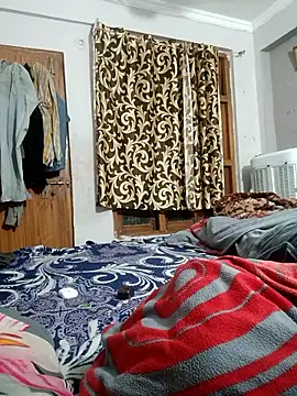 vardh033 online show from January 11, 2026, 11:22 pm