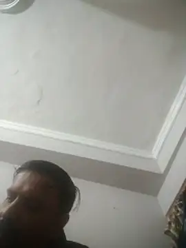 Snapshot of vardh033 chatting on December 15, 2025, 11:38 am vardh033 online show from December 15, 2025, 11:38 am