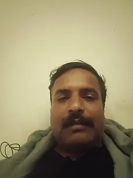 Snapshot of vardh033 chatting on October 29, 2025, 2:49 pm vardh033 online show from October 29, 2025, 2:49 pm