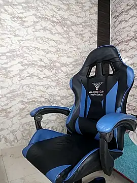 AlisSon  hot online show from December 1, 2025, 1:17 am