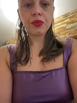 ladywithbigass online show from October 8, 2025, 5:53 am