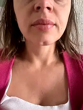 ladywithbigass online show from September 24, 2025, 5:03 am