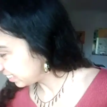 Snapshot of Souphicherry chatting on November 22, 2025, 9:02 pm Souphicherry online show from November 22, 2025, 9:02 pm