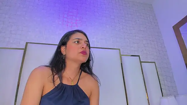 Snapshot of thalia888_ chatting on April 8, 2026, 7:04 pm thalia888 online show from April 8, 2026, 7:04 pm