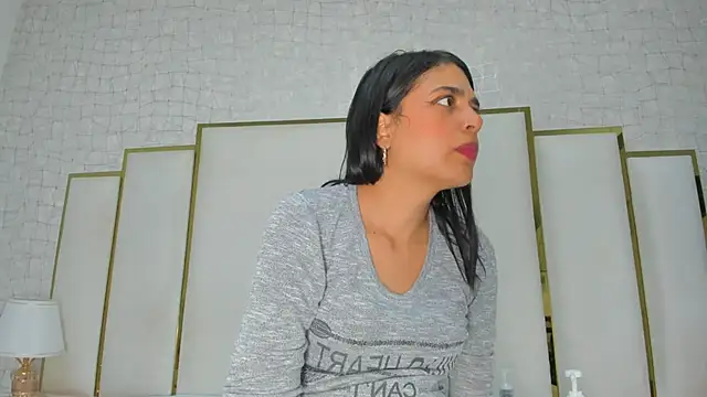 Snapshot of thalia888_ chatting on March 26, 2026, 7:01 pm thalia888 online show from March 26, 2026, 7:01 pm