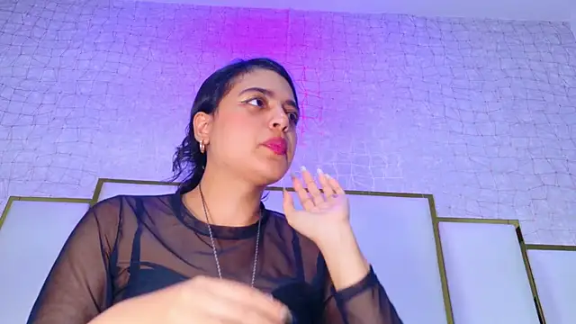Snapshot of thalia888_ chatting on May 26, 2026, 7:12 pm thalia888 online show from May 26, 2026, 7:12 pm