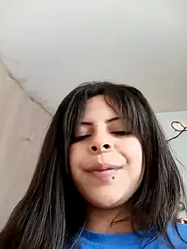 Snapshot of MiaCollinssx chatting on December 18, 2025, 2:43 pm MiaCollinssx online show from December 18, 2025, 2:43 pm