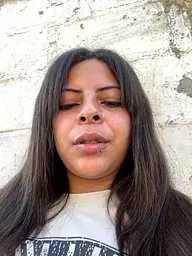 Snapshot of MiaCollinssx chatting on January 10, 2026, 1:50 pm MiaCollinssx online show from January 10, 2026, 1:50 pm