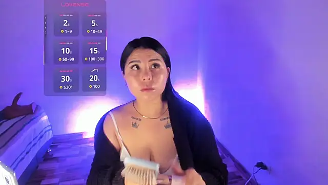 Snapshot of SiennaValera chatting on November 20, 2025, 12:28 pm SiennaValera online show from November 20, 2025, 12:28 pm