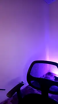 Snapshot of SiennaValera chatting on November 29, 2025, 12:16 pm SiennaValera online show from November 29, 2025, 12:16 pm