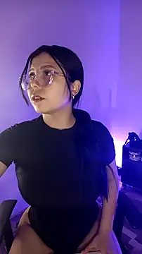 Snapshot of SiennaValera chatting on November 26, 2025, 4:07 pm SiennaValera online show from November 26, 2025, 4:07 pm