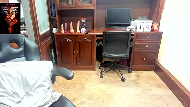 SexyRachel  online show from October 31, 2025, 12:57 pm