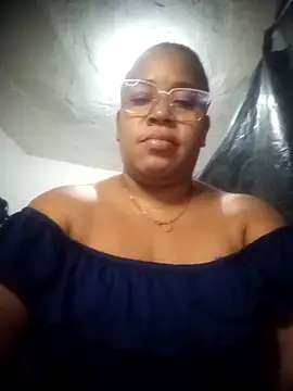 Snapshot of Big_ass_submissive chatting on November 8, 2025, 2:15 am Big ass submissive online show from November 8, 2025, 2:15 am