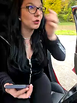 Swiss Lady online show from November 1, 2025, 3:06 pm