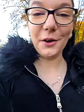 Swiss Lady online show from November 4, 2025, 1:59 pm