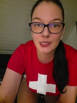 Swiss Lady online show from June 3, 2026, 9:08 pm