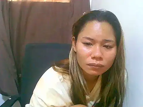 Snapshot of Sweeetgurll chatting on June 7, 2026, 11:10 pm Sweeetgurll online show from June 7, 2026, 11:10 pm