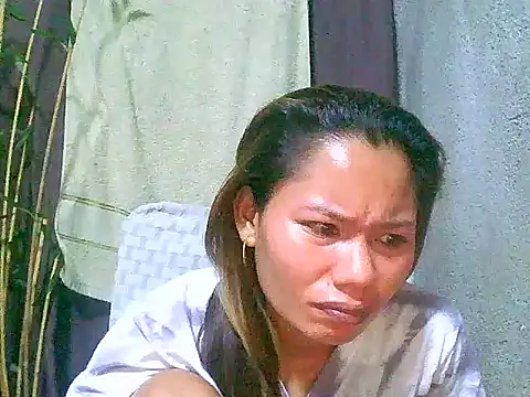 Sweeetgurll online show from April 23, 2026, 3:13 pm