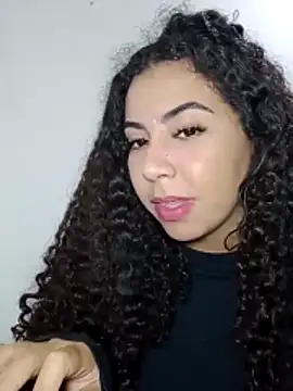 Snapshot of A_maddy chatting on October 28, 2025, 10:52 pm A maddy online show from October 28, 2025, 10:52 pm