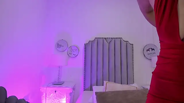 Alison Carde05 online show from March 5, 2026, 7:21 pm