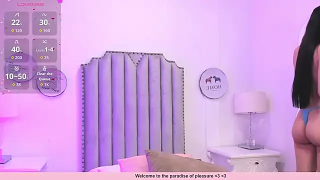 Alison Carde05 online show from April 17, 2026, 7:06 pm