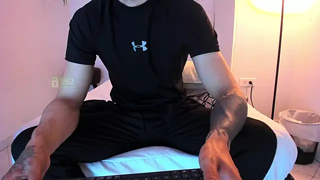 Mr Klein 69 online show from September 9, 2025, 1:53 pm