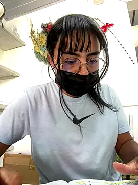 Snapshot of Kyra__Rose chatting on November 22, 2025, 7:13 pm Kyra Rose online show from November 22, 2025, 7:13 pm