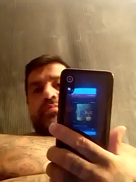 Snapshot of Fatboy909 chatting on September 15, 2025, 8:15 am Fatboy909 online show from September 15, 2025, 8:15 am