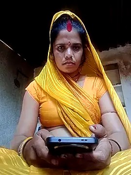 Snapshot of Hot_ashna chatting on February 7, 2026, 5:48 am Hot ashna online show from February 7, 2026, 5:48 am