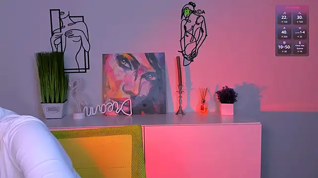 luna tin online show from October 9, 2025, 10:54 pm