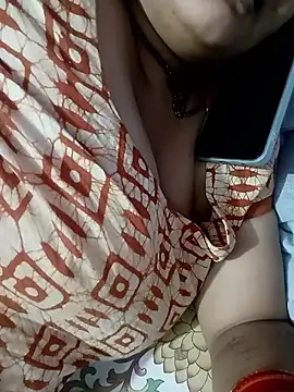 Snapshot of angry_couplez chatting on March 1, 2026, 7:19 am angry couplez online show from March 1, 2026, 7:19 am