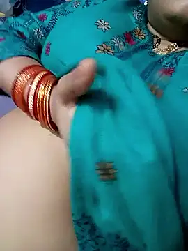 Snapshot of angry_couplez chatting on February 18, 2026, 6:26 pm angry couplez online show from February 18, 2026, 6:26 pm